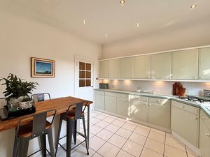 Photo 16- click for photo gallery